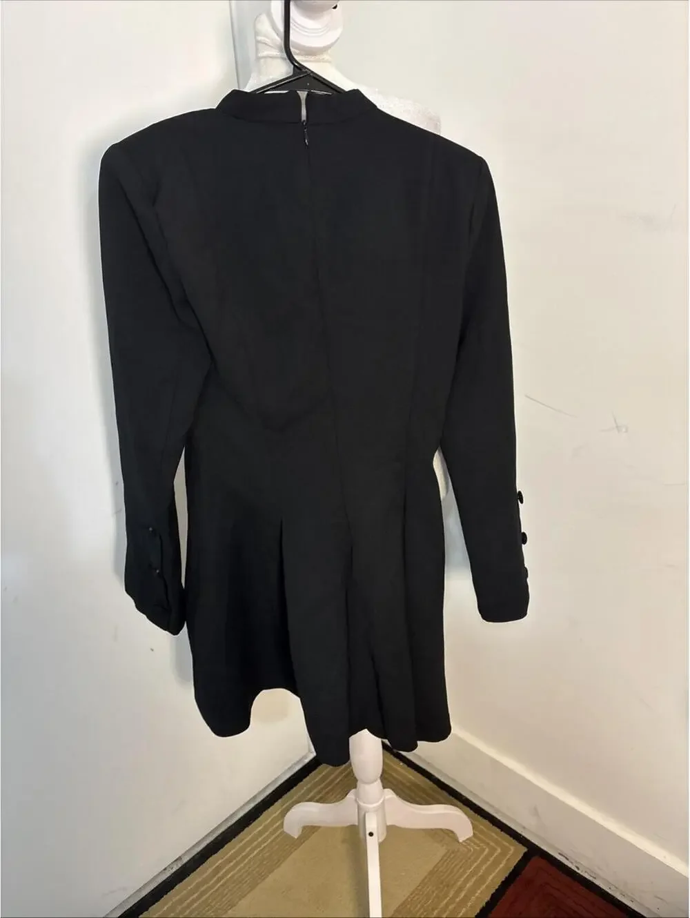 New Zara Black Flare‎ LS Bell Shoulder Bads Deep Vneck Small